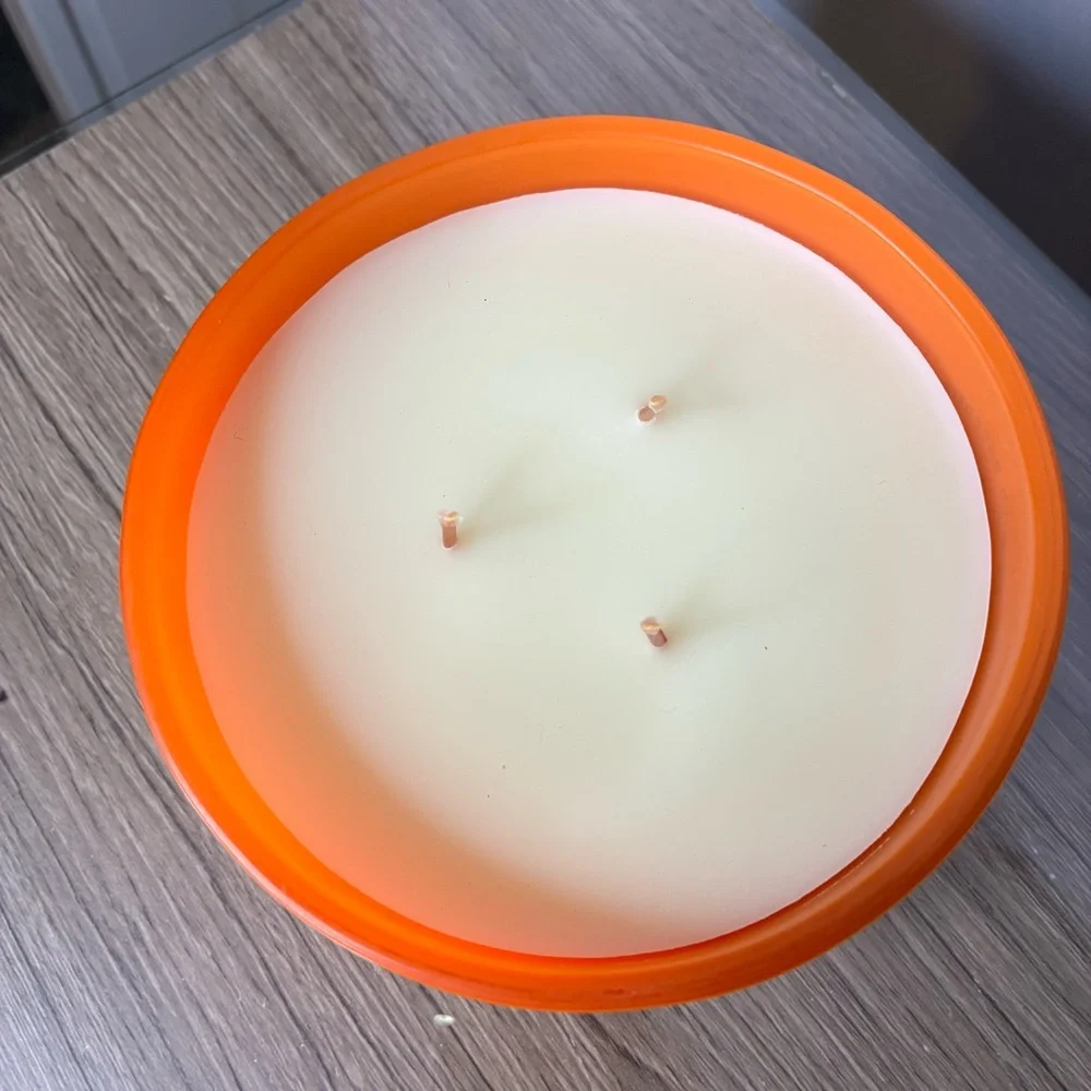 NWT Blissliving Large Pumpkin Scented Candle - Orange - Picture 3 of 4